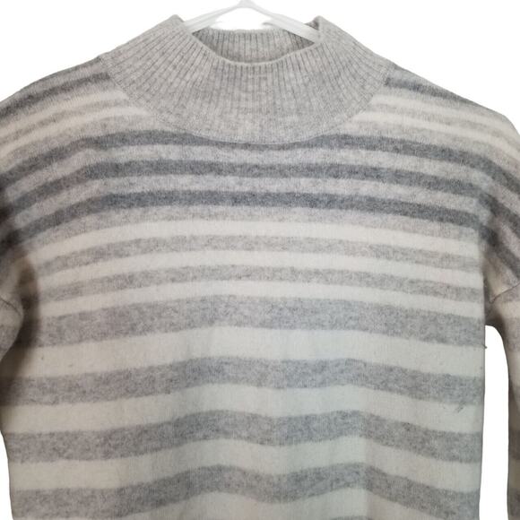 Max Studio Womens Cashmere Sweater Striped Preppy Quiet Luxury Neutral Size S - Picture 2 of 7